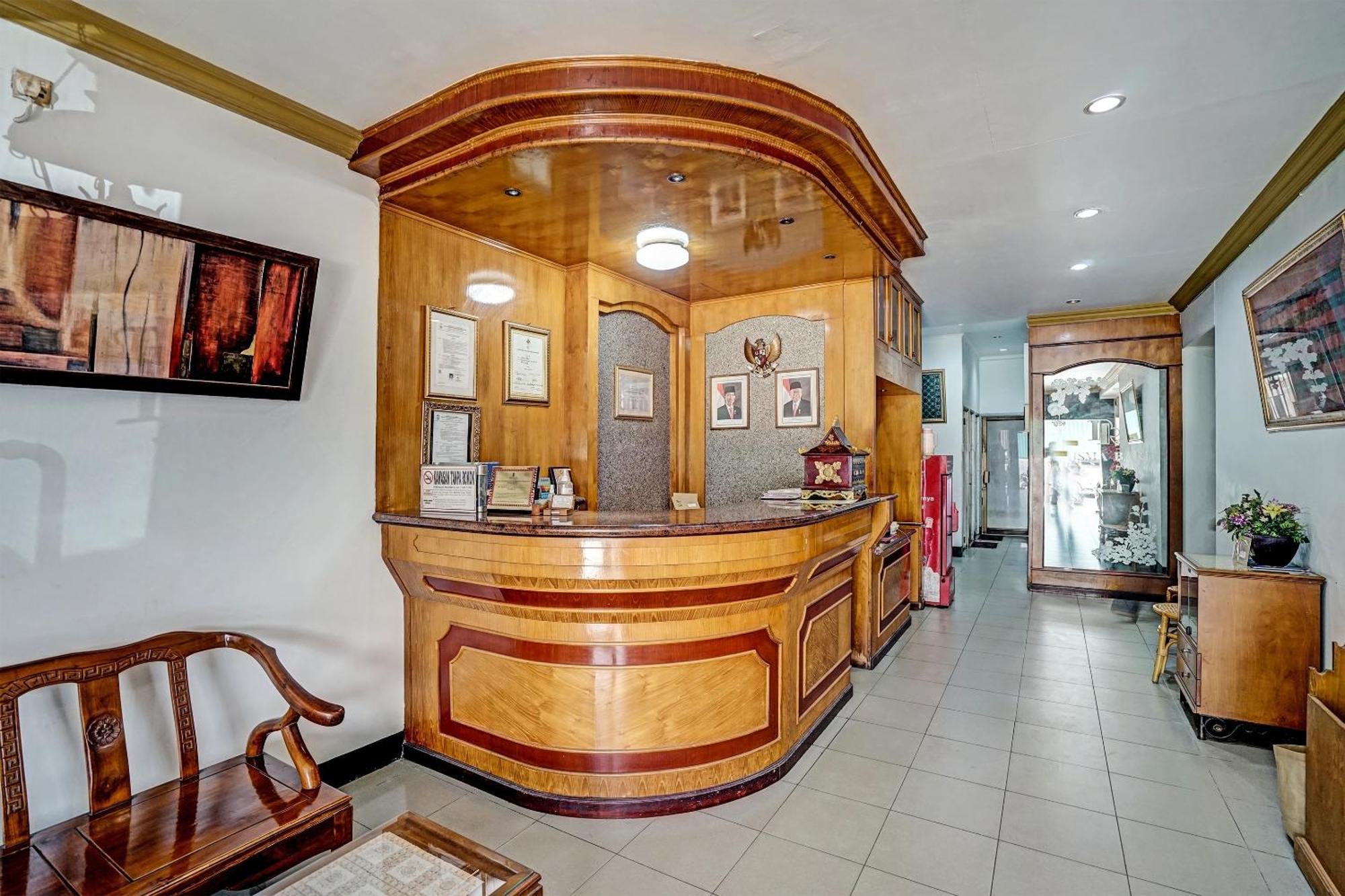 Super Oyo 91805 Hotel Wisma Bari باليمبانغْ المظهر الخارجي الصورة